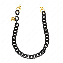 LINDA FARROW Chain 5 C01